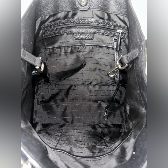 NEW MICHAEL KORS (BROOKLYN) HOBO HAND/ CROSSBODY BAG - Picture 9 of 16